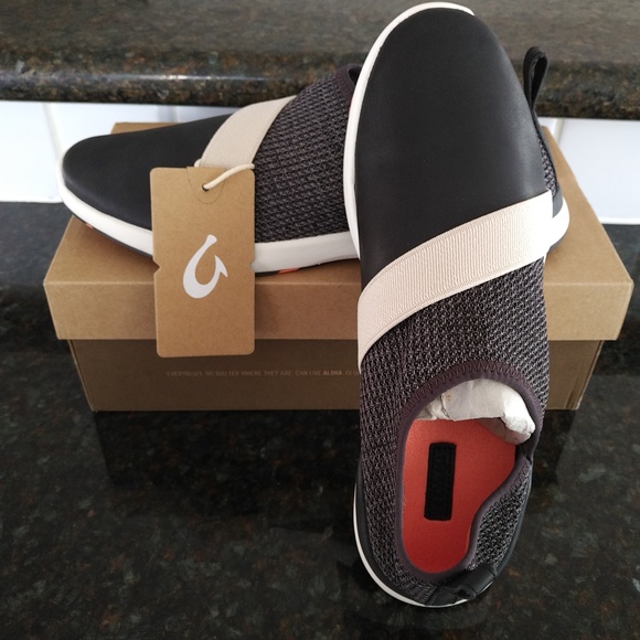 OluKai Miki Slip - NWT - size 9 L - Picture 2 of 3